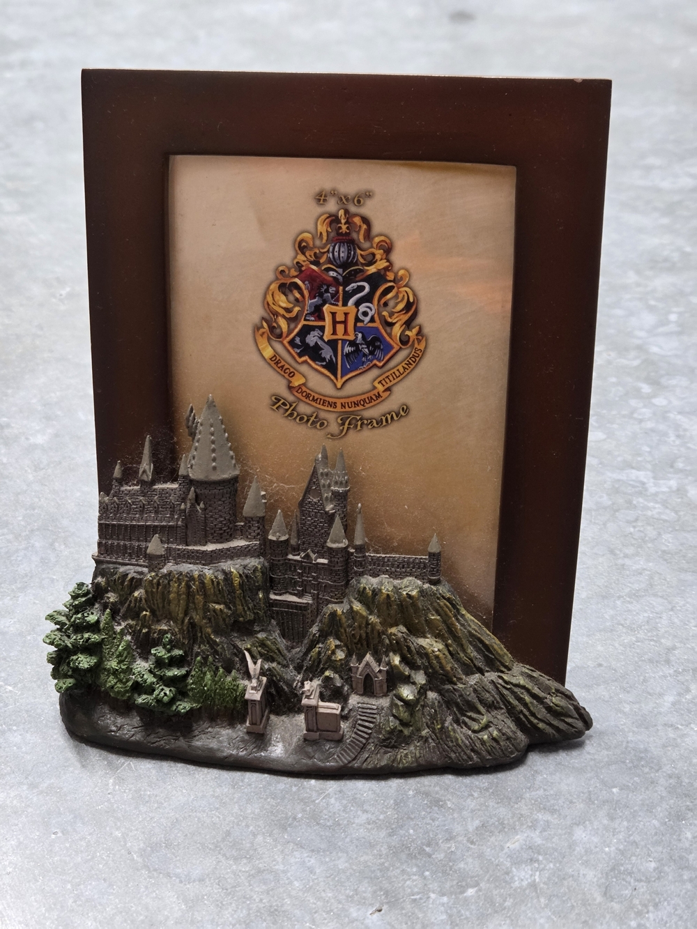 Universal Studios Harry Potter Hogwarts Castle Resin Photo Frame